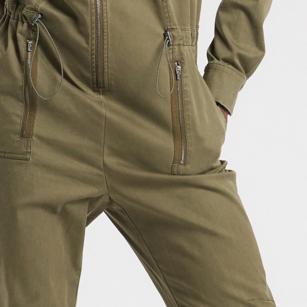 Jumpsuit - Picture 3 of 4